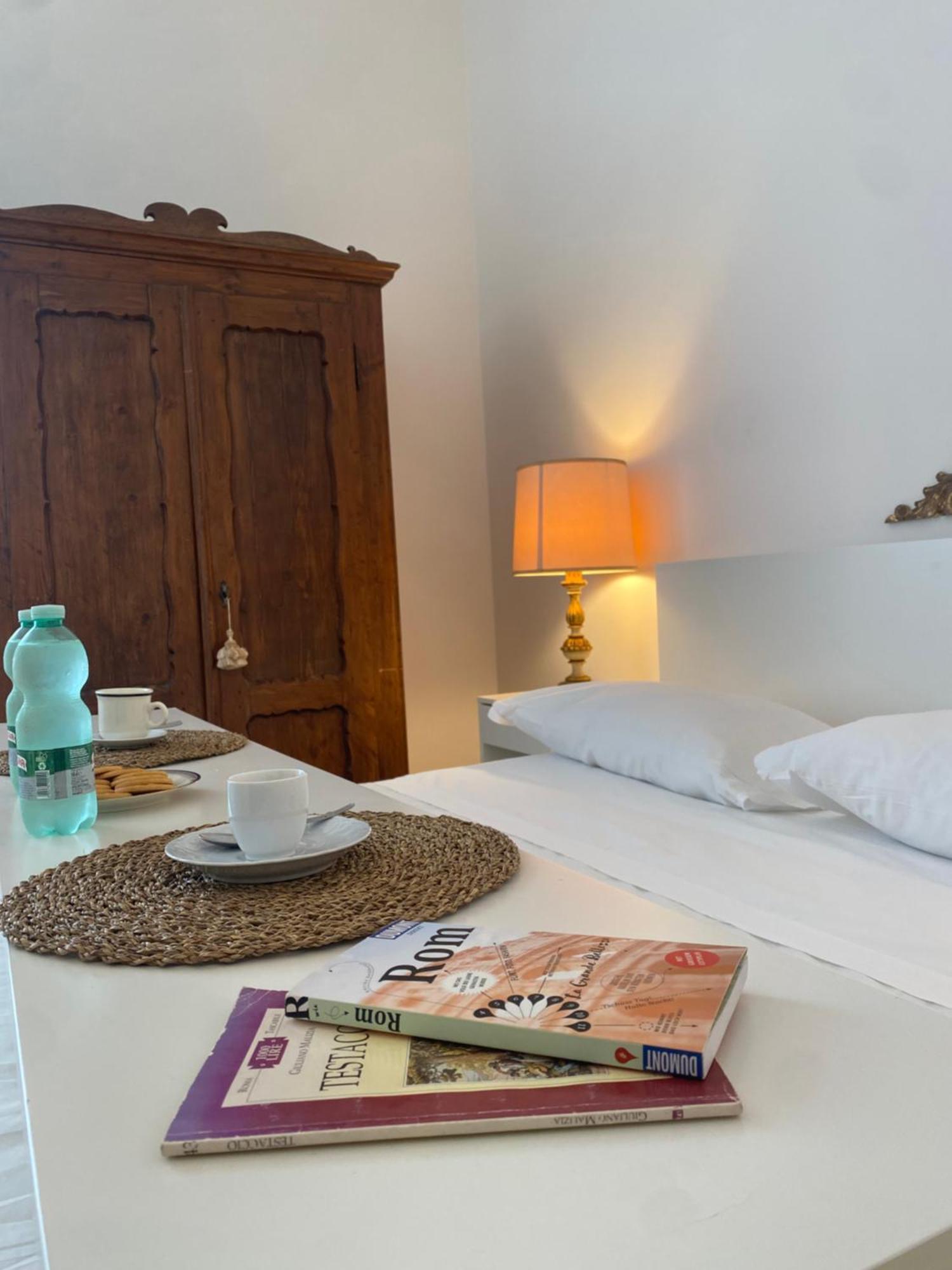 Casa Mari In Trastevere Рим Экстерьер фото