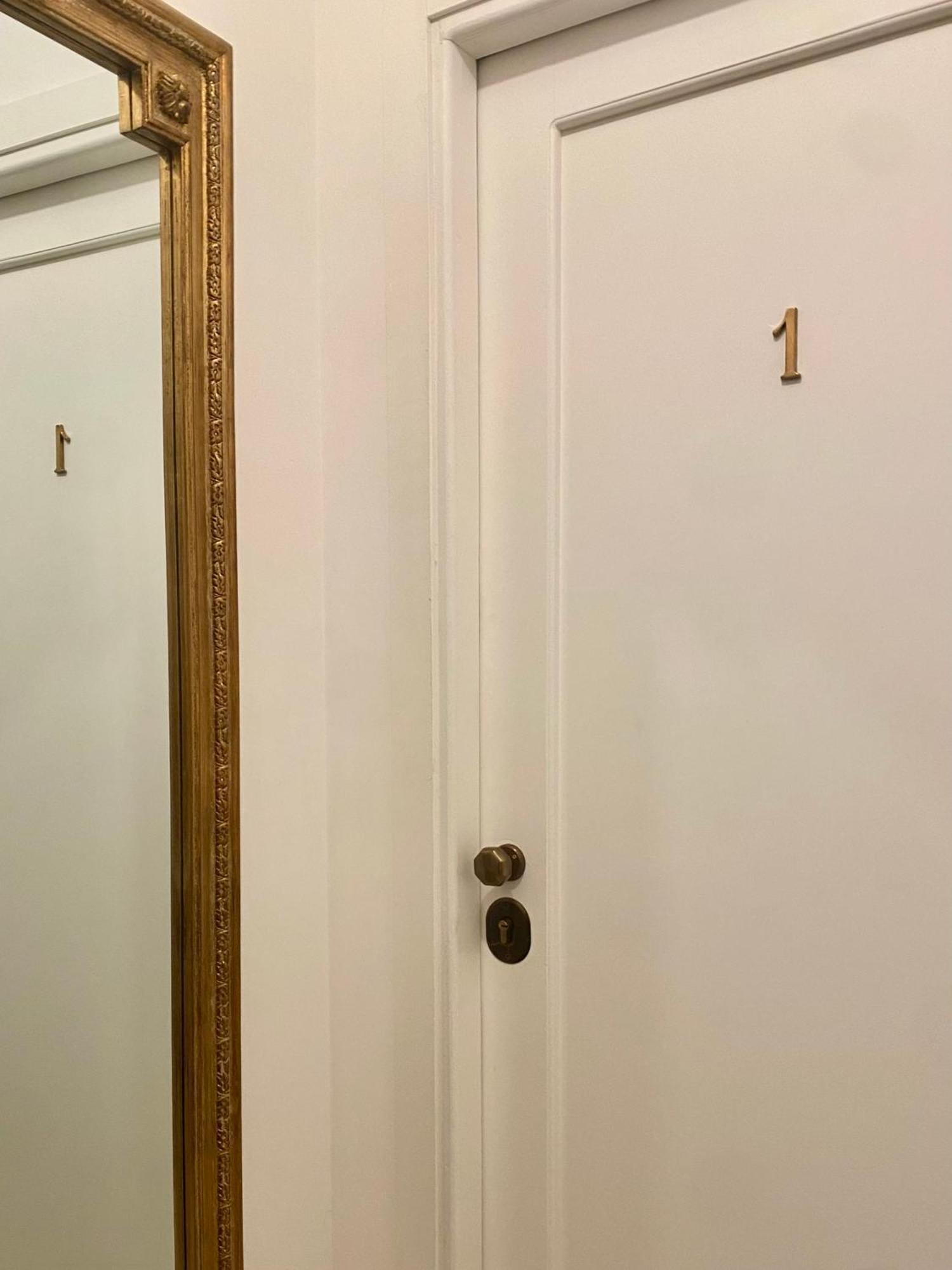 Casa Mari In Trastevere Рим Экстерьер фото